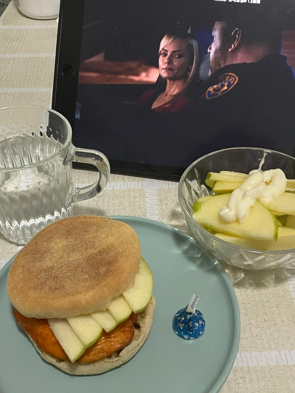 快给你心爱的人们做/送饭吧！