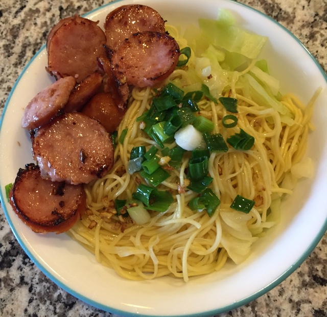 葱爆面—就是汪涵在天天向上里面做的那个啦