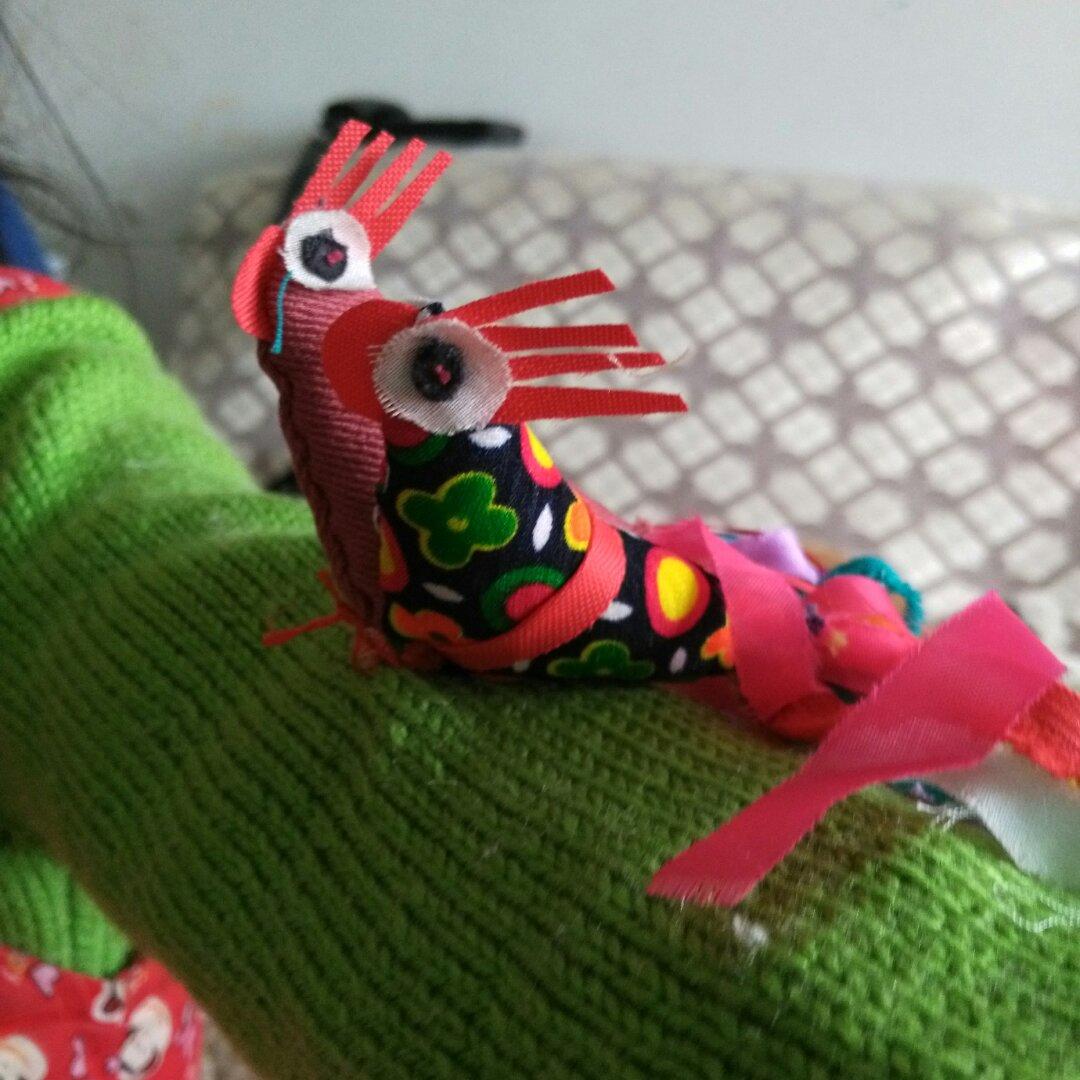 給闺女戴春鸡儿android 拍摄于                          2017-02-03