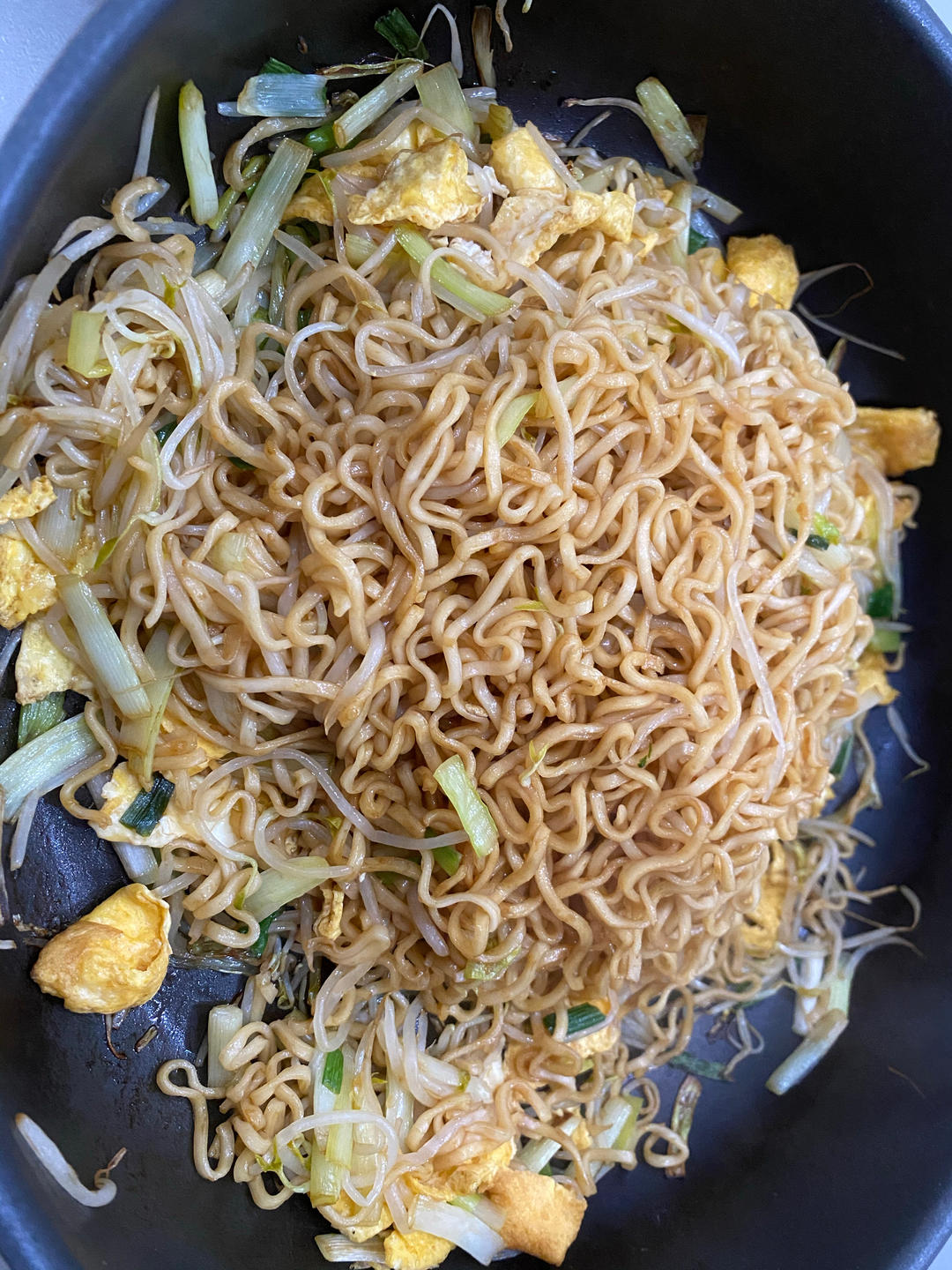大牌档炒米粉
