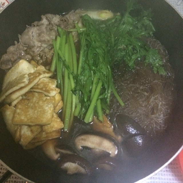 寿喜烧（日式牛肉锅）