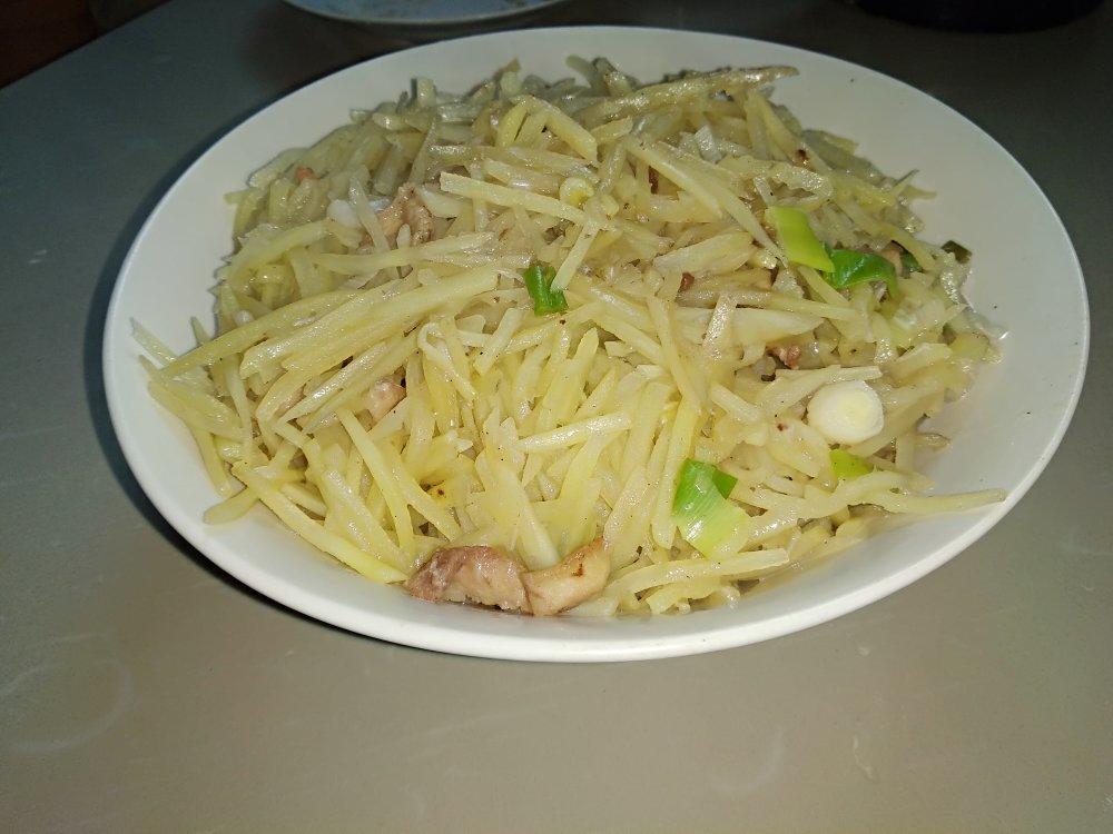 土豆丝炒肉
