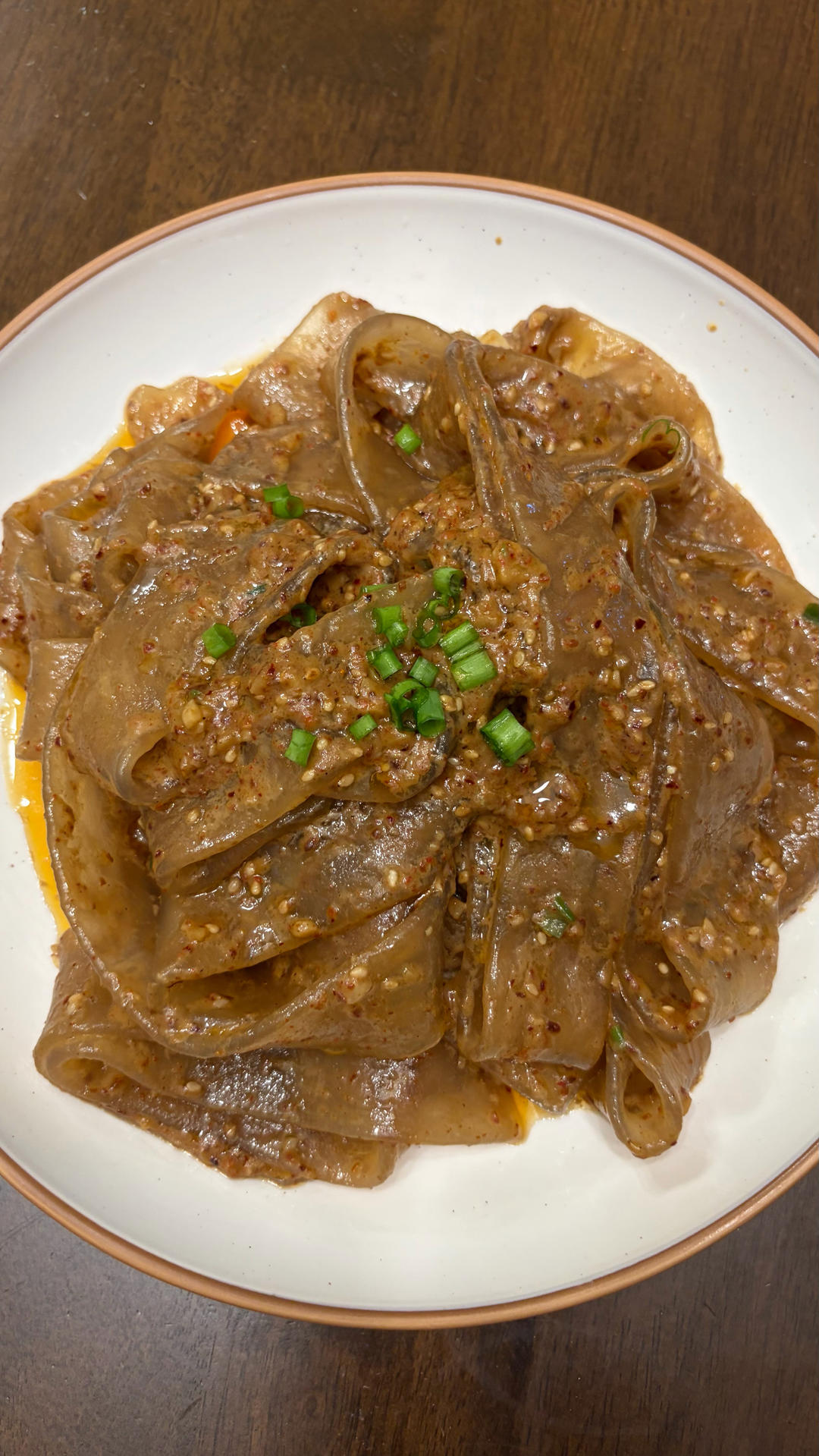 秒杀小夜市的麻酱流汁宽粉