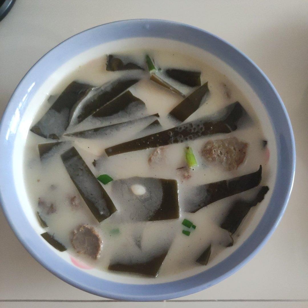 家有孩子必吃！减脂汤！牛肉丸裙带菜汤！