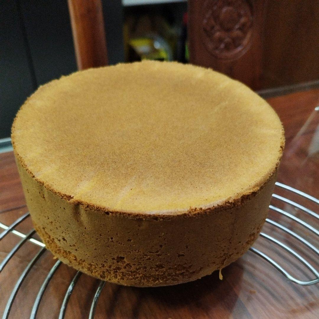 草莓蜂蜜海绵奶油蛋糕 自从知道了这个配方 再也不用去蛋糕店！