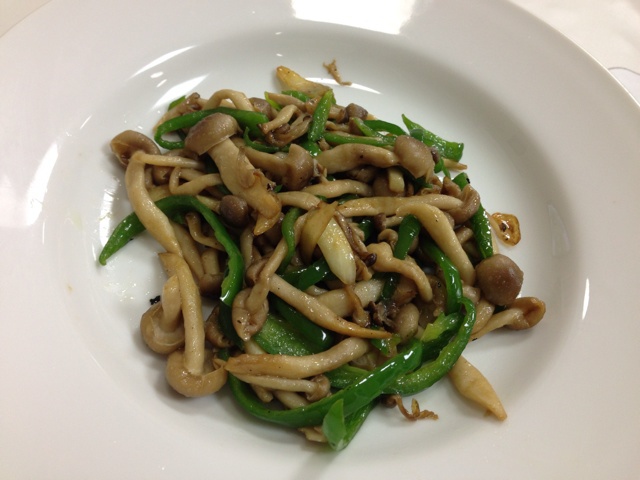 蚝油彩椒白玉菇