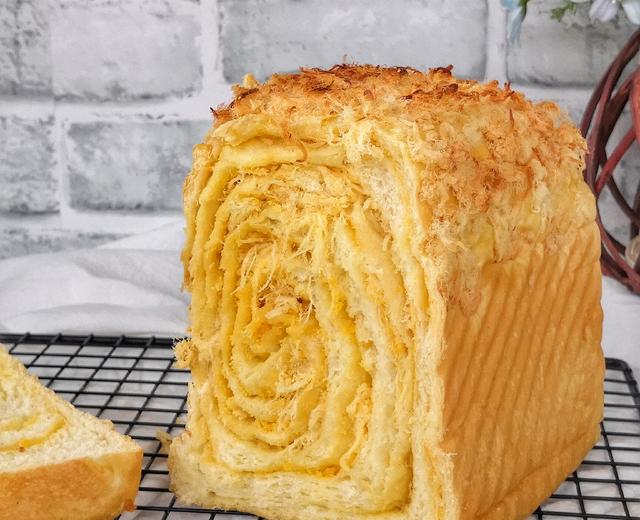 咸蛋黄肉松吐司 | 超好吃的吐司的做法