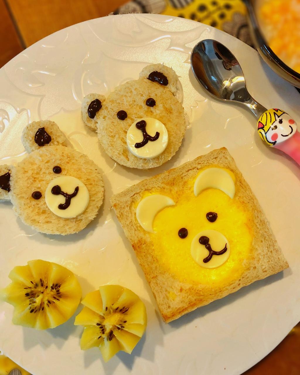 tina2046做的萌萌哒小熊煎蛋吐司