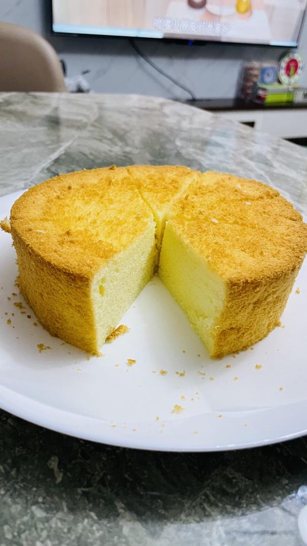 不裂杯子蛋糕，同6寸戚风蛋糕的量