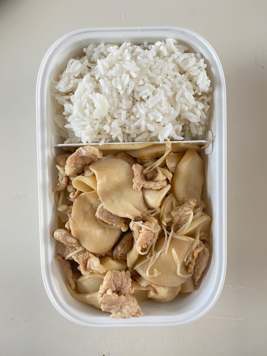 我的便当类-排骨闷饭