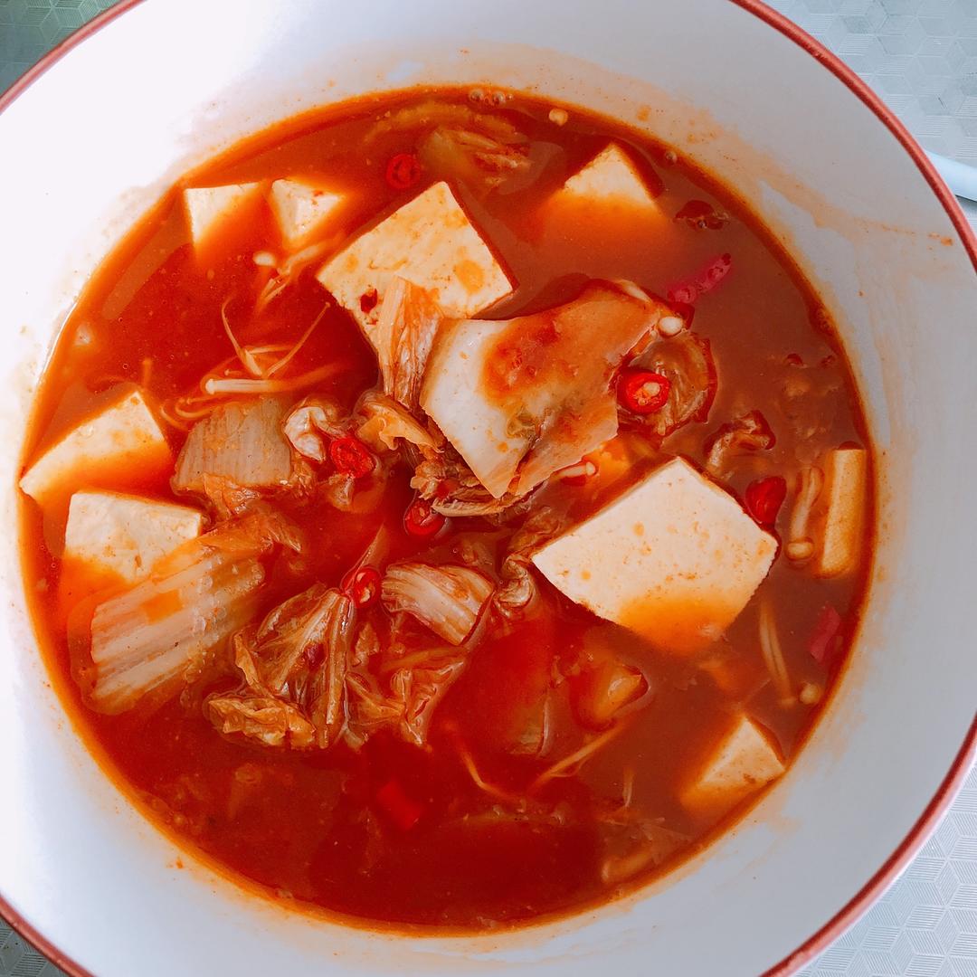 申申申申申做的辣白菜豆腐汤