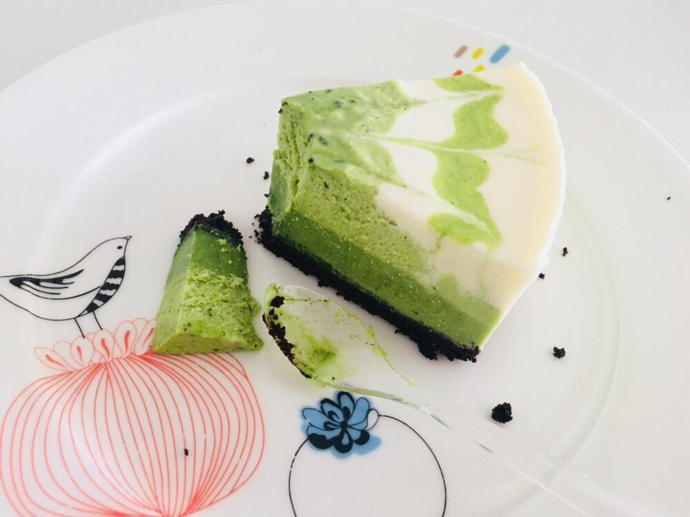渐变抹茶慕斯蛋糕：我Amanda带着既美又作的抹茶甜点又来了！【曼食慢语】