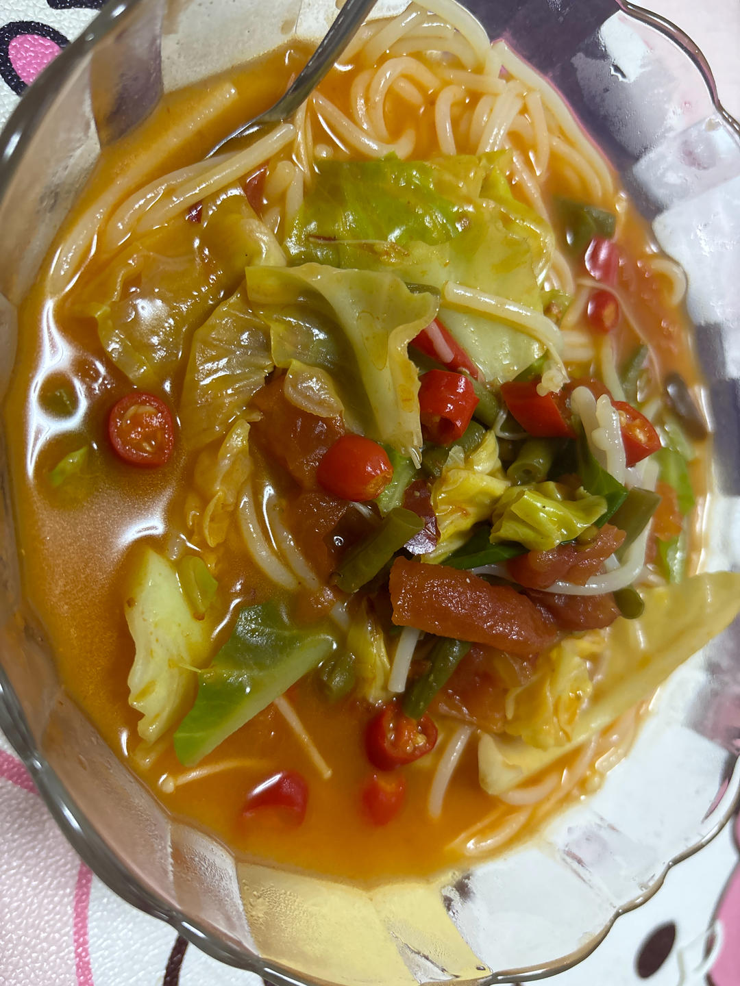 番茄酸汤米线