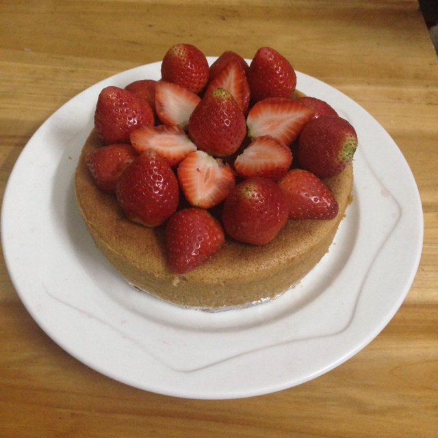 草莓轻乳酪蛋糕