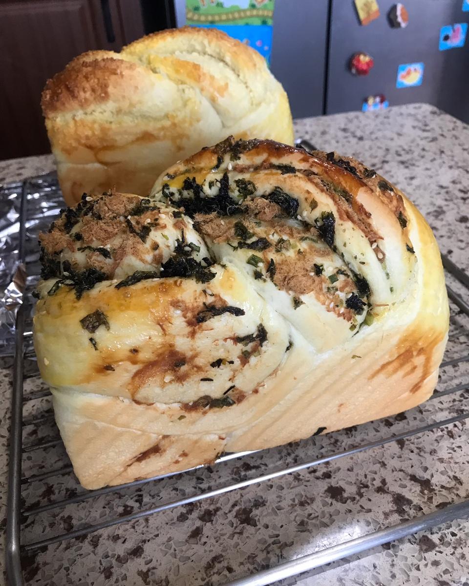 香葱肉松手撕吐司