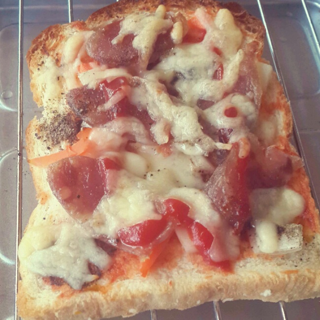 mini pizza （土司披萨）