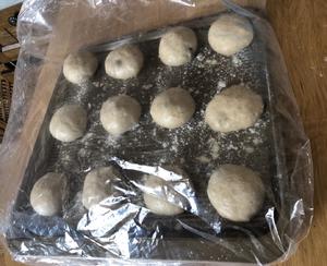 Hot Cross buns英国传统十字面包 复活节必备的做法 步骤6