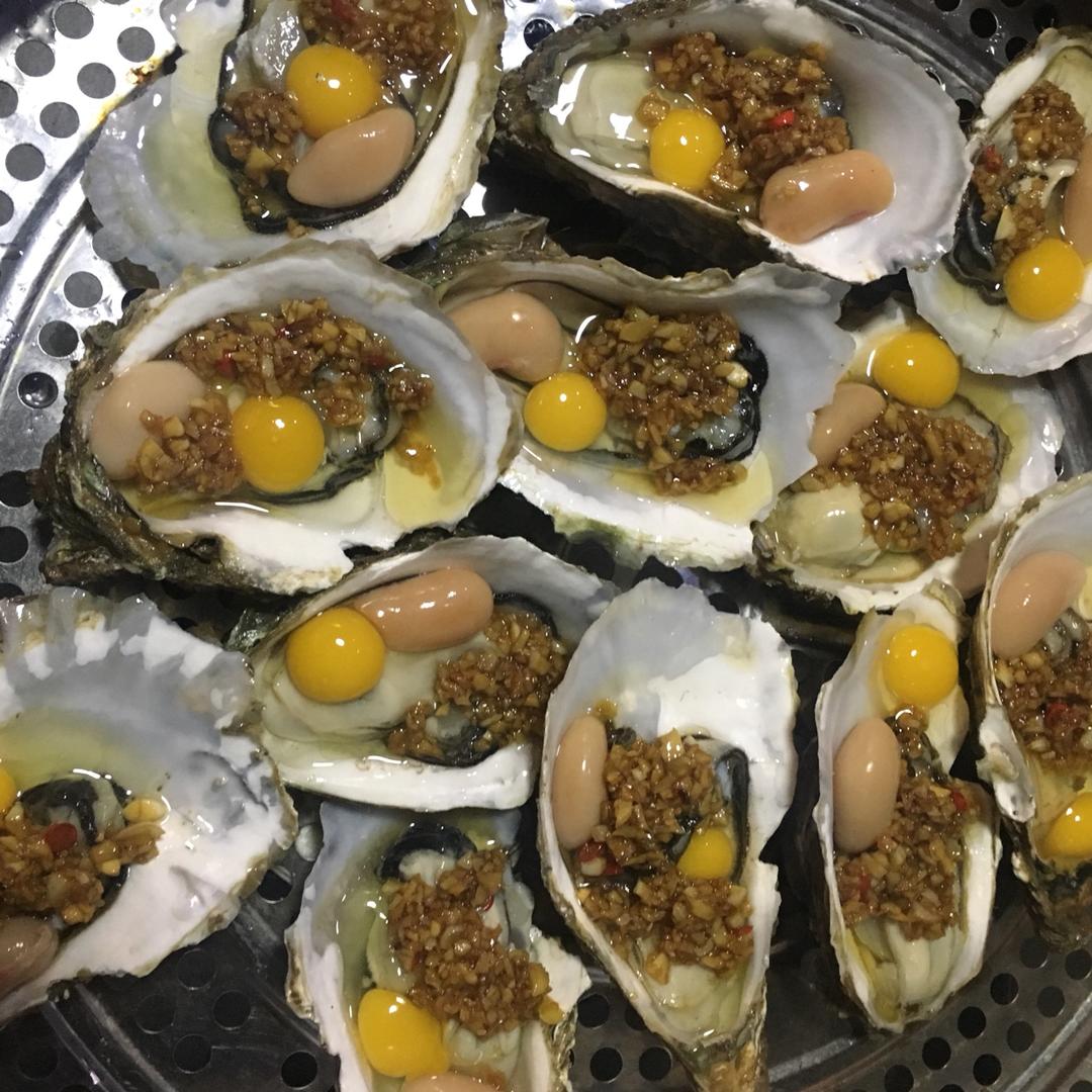 作品 禧钰做的2019年03月16日 蚝卵蛋 大蚝 公鸡蛋 鹌鹑蛋 蒜蓉 葱花