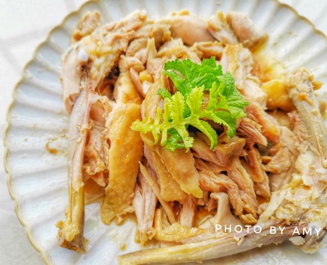 电饭煲手撕盐焗鸡腿，零失败，下饭神器的做法