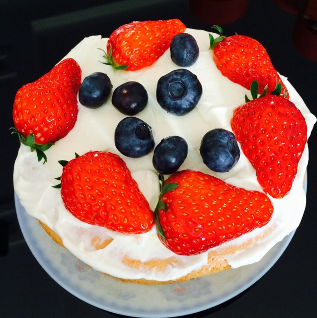 超简单完美戚风蛋糕（6寸2蛋）附打发、翻拌、脱模视频