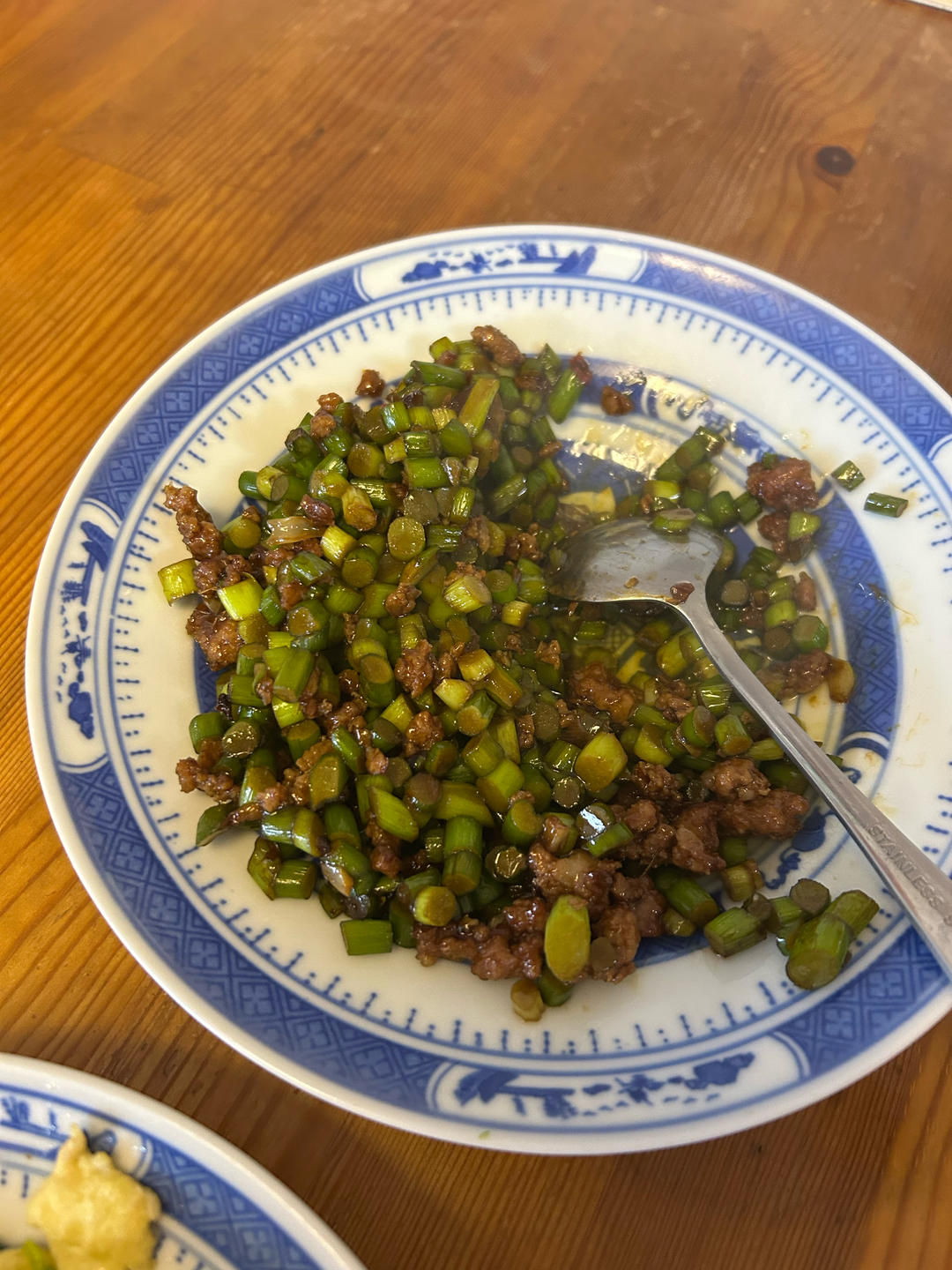 蒜苔炒肉末，三碗米饭都不够吃