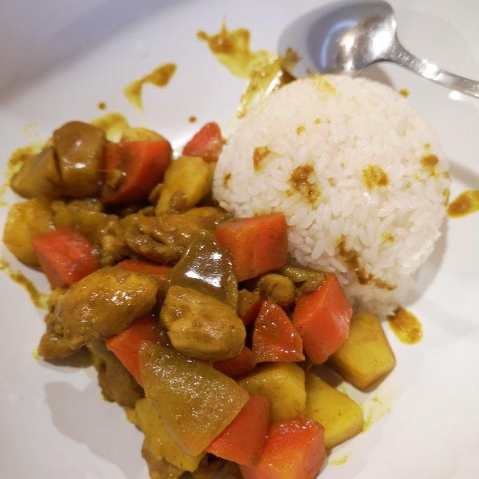 咖喱鸡肉饭