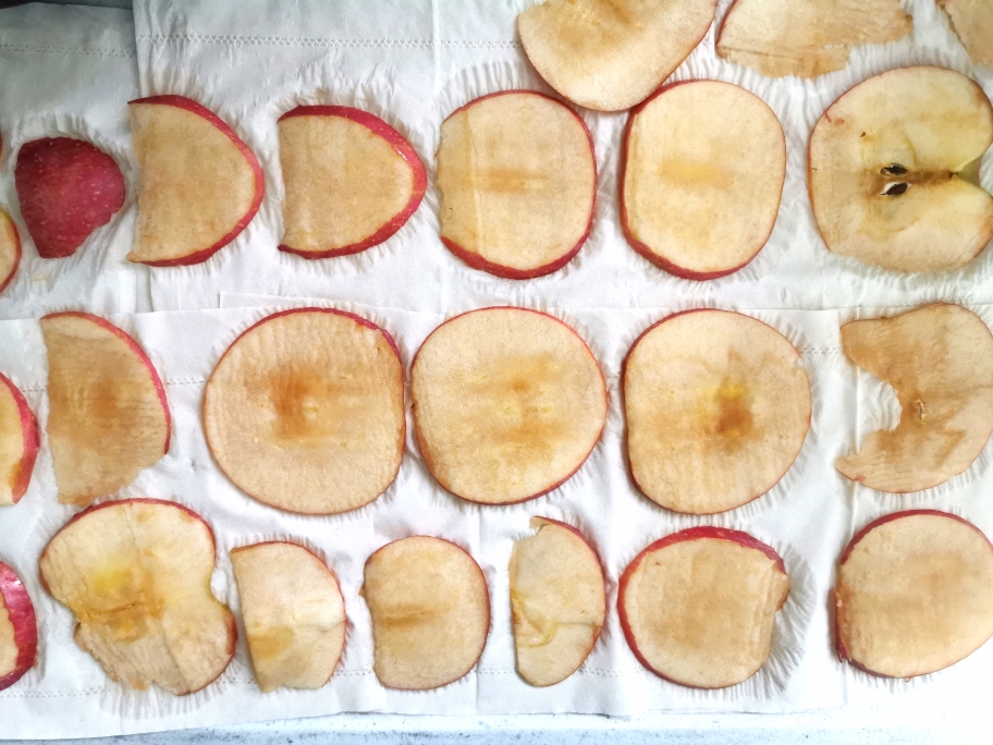 100道空气炸锅美食-3 烤苹果脆片的做法 步骤1