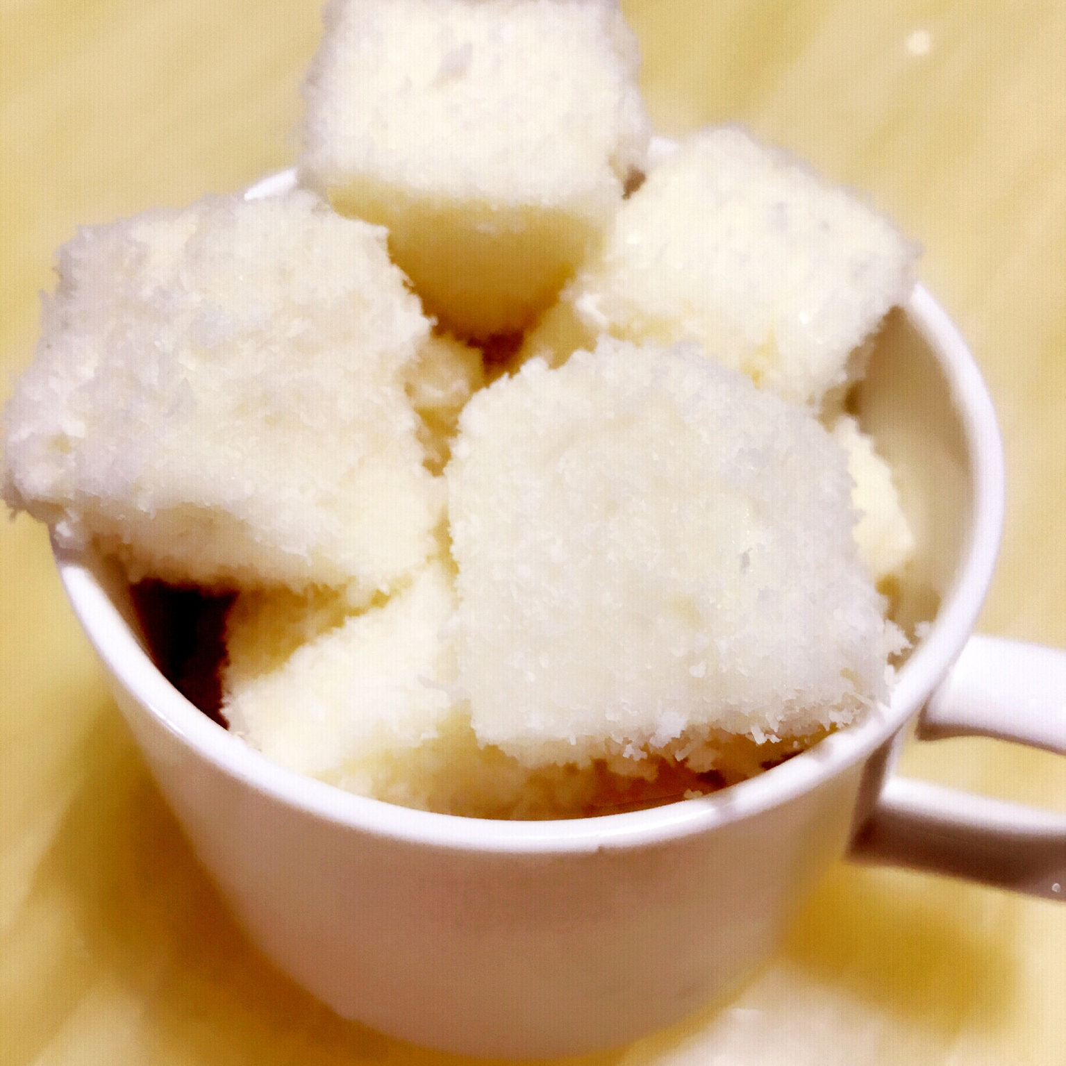 完胜85度C牛奶椰丝小方