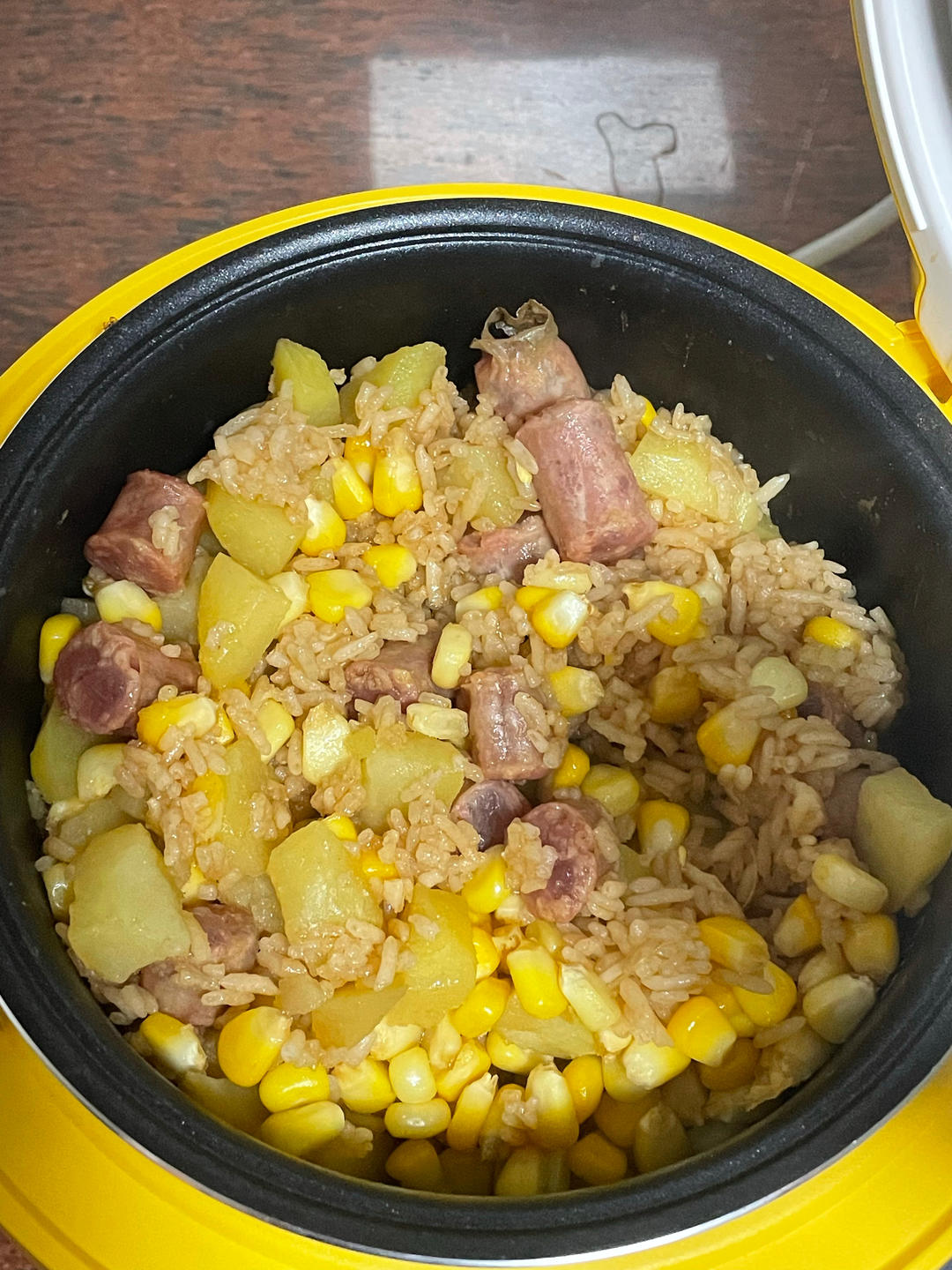 香绝了❗❗吃了还想吃的土豆腊肠焖饭❗❗