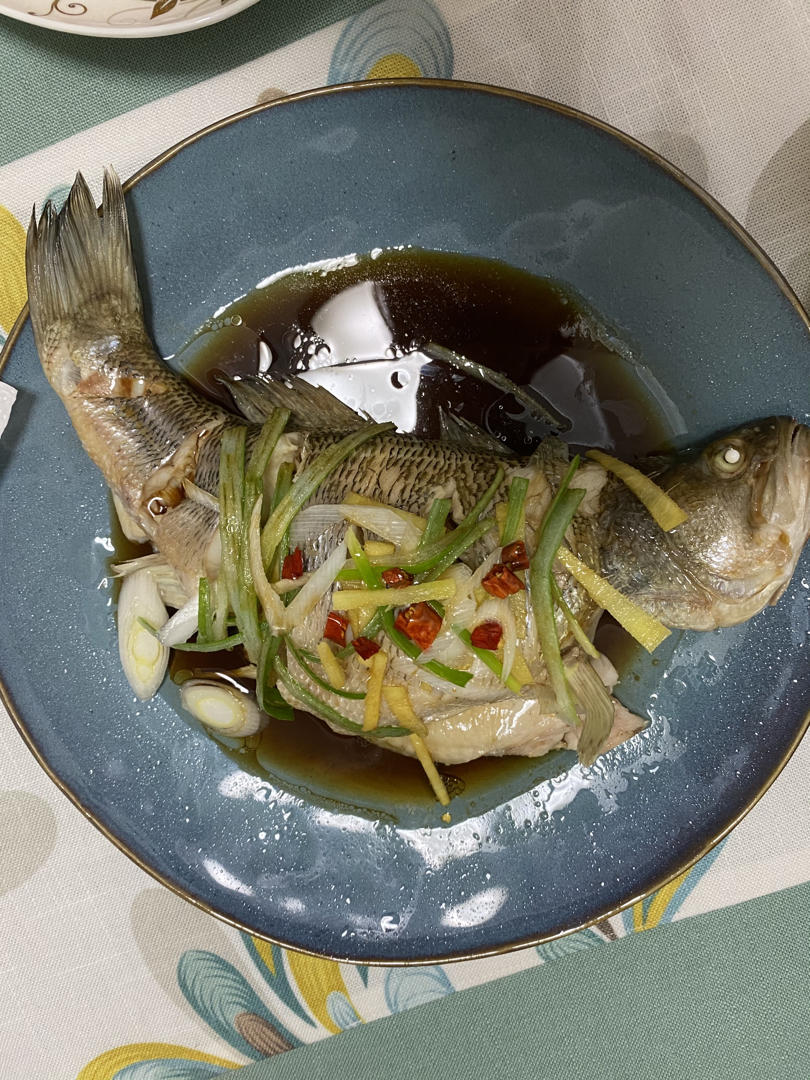 清蒸鲈鱼