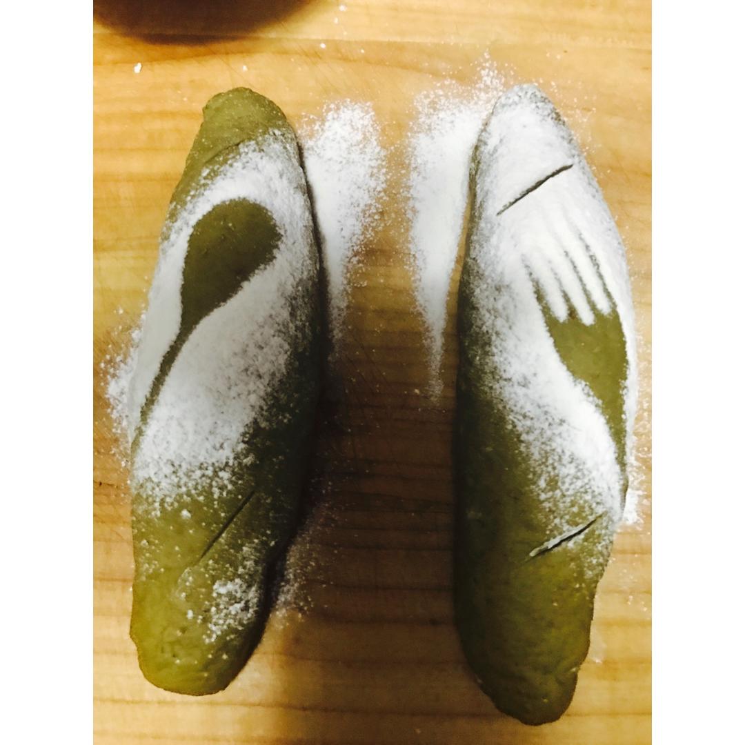 抹茶麻薯红豆软欧包