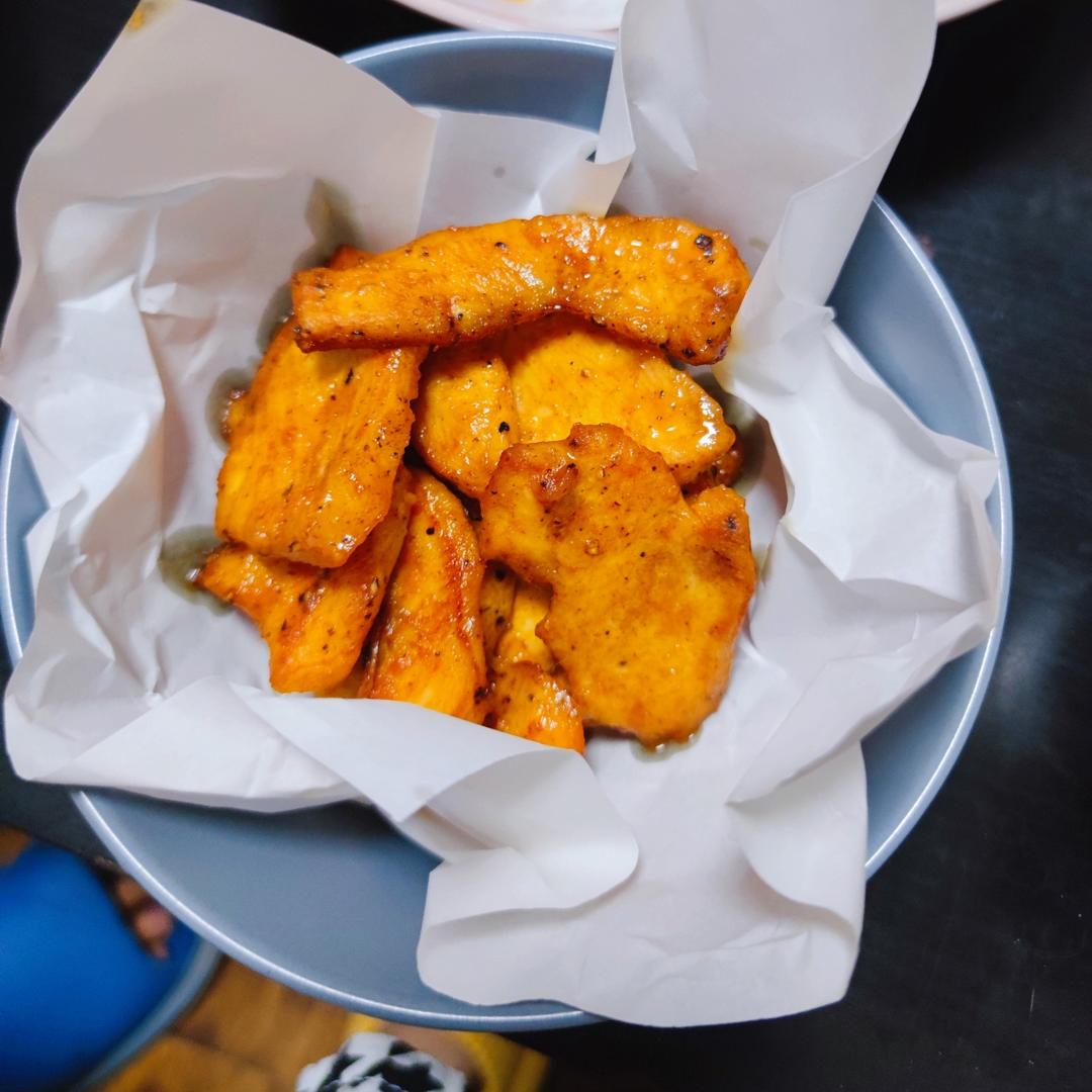 新奥尔良烤鸡胸肉（堪比肯德基的味道）