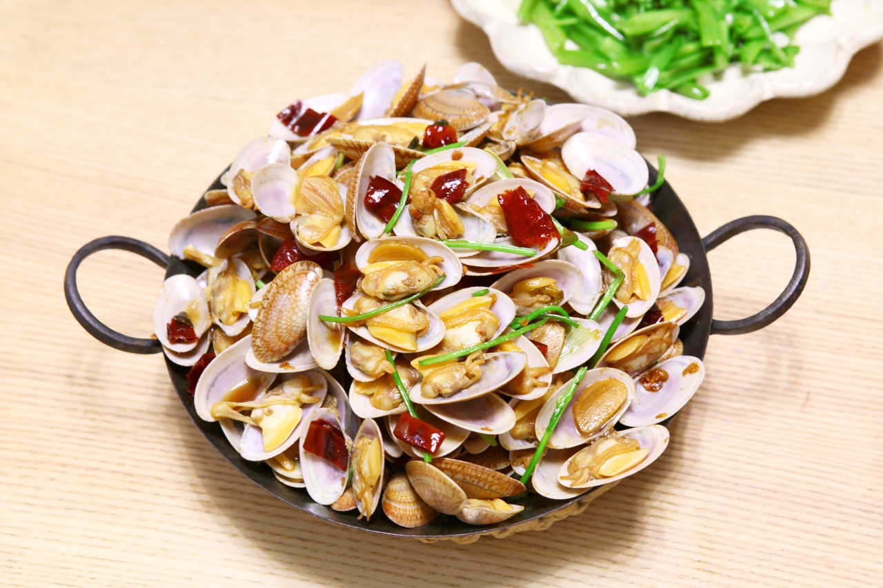 辣炒油蛤（花蛤、蛏子）的做法