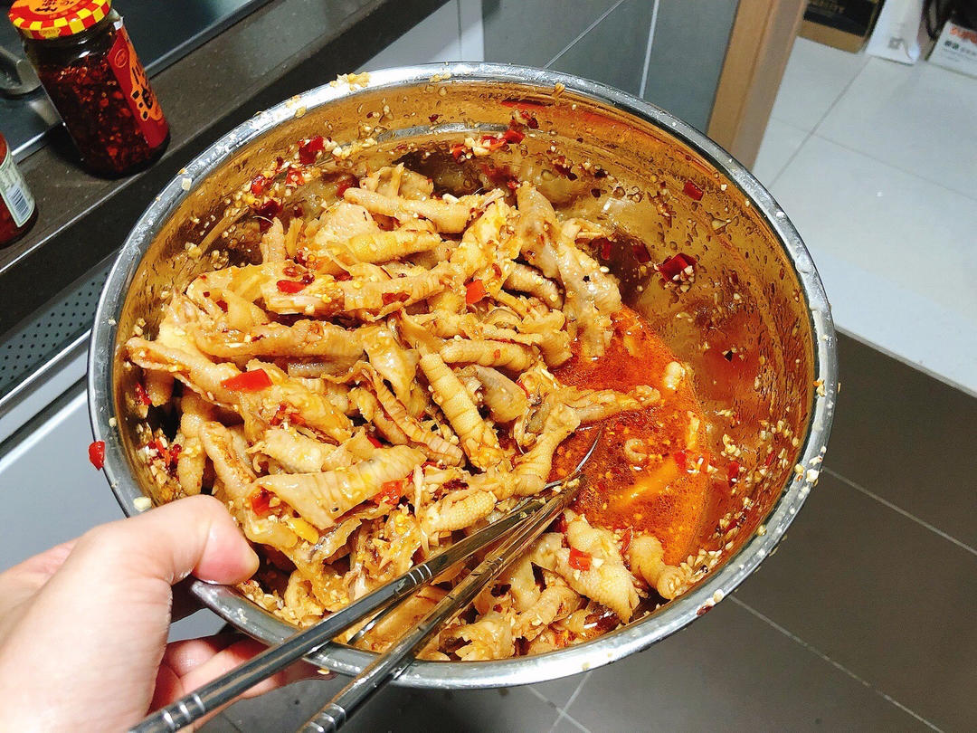 ＃抖音网红酸辣无骨凤爪＃