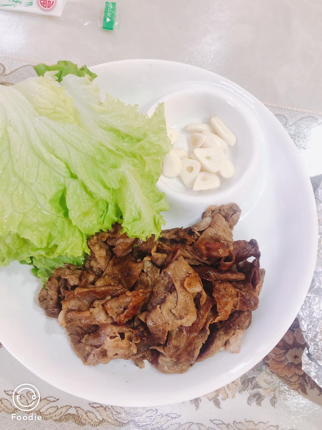 生菜包牛肉卷的做法