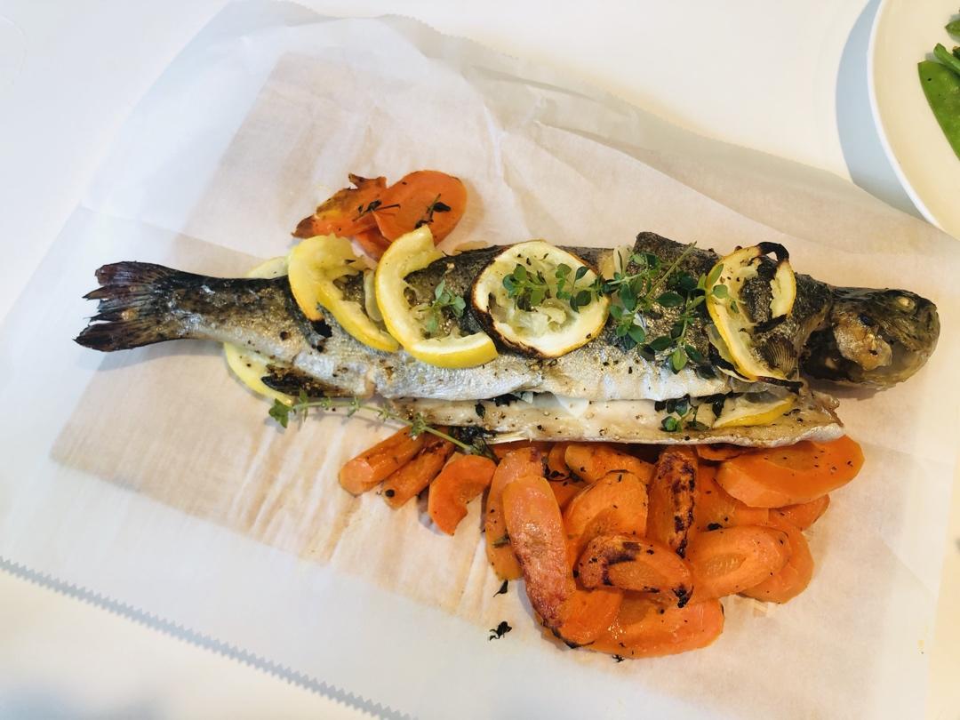 朴素的柠檬盐烤脆皮虹鳟鱼（Oven Baked Rainbow Trout)