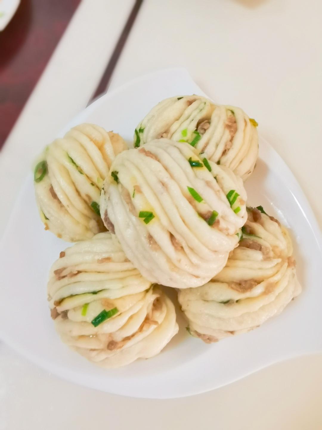 葱油花卷，一根筷子卷出漂亮的造型