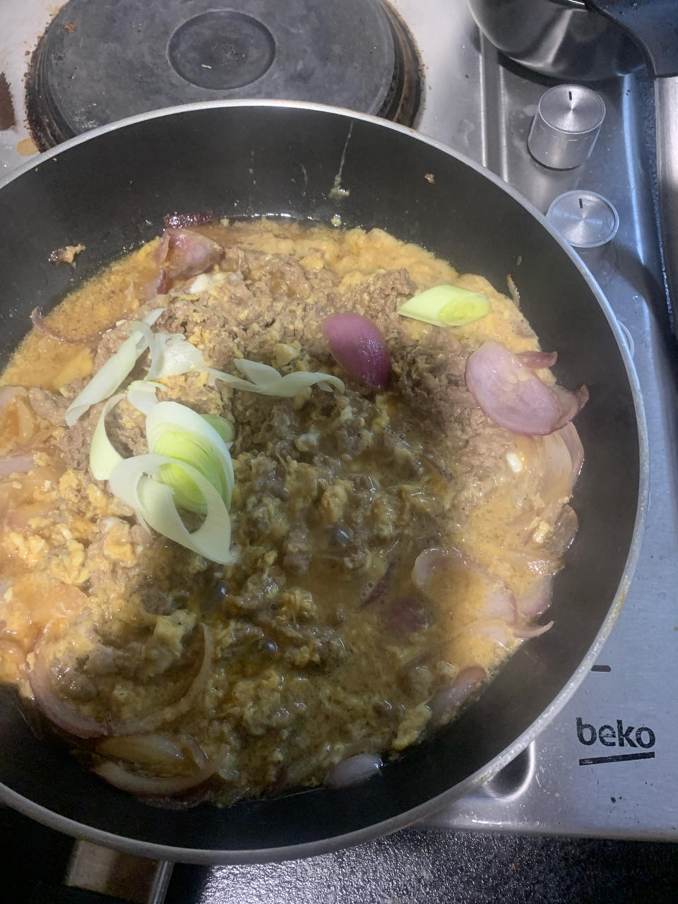 【搬运】抱蛋肥牛饭（原Po知乎：添饭小哥哥）