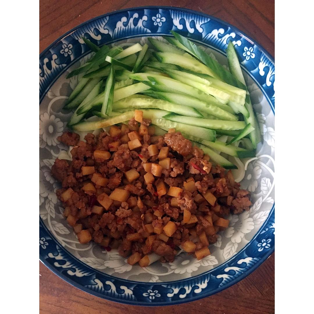 炸酱面