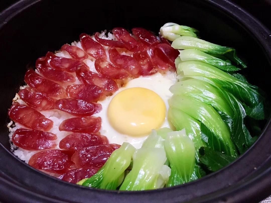 香肠煲仔饭