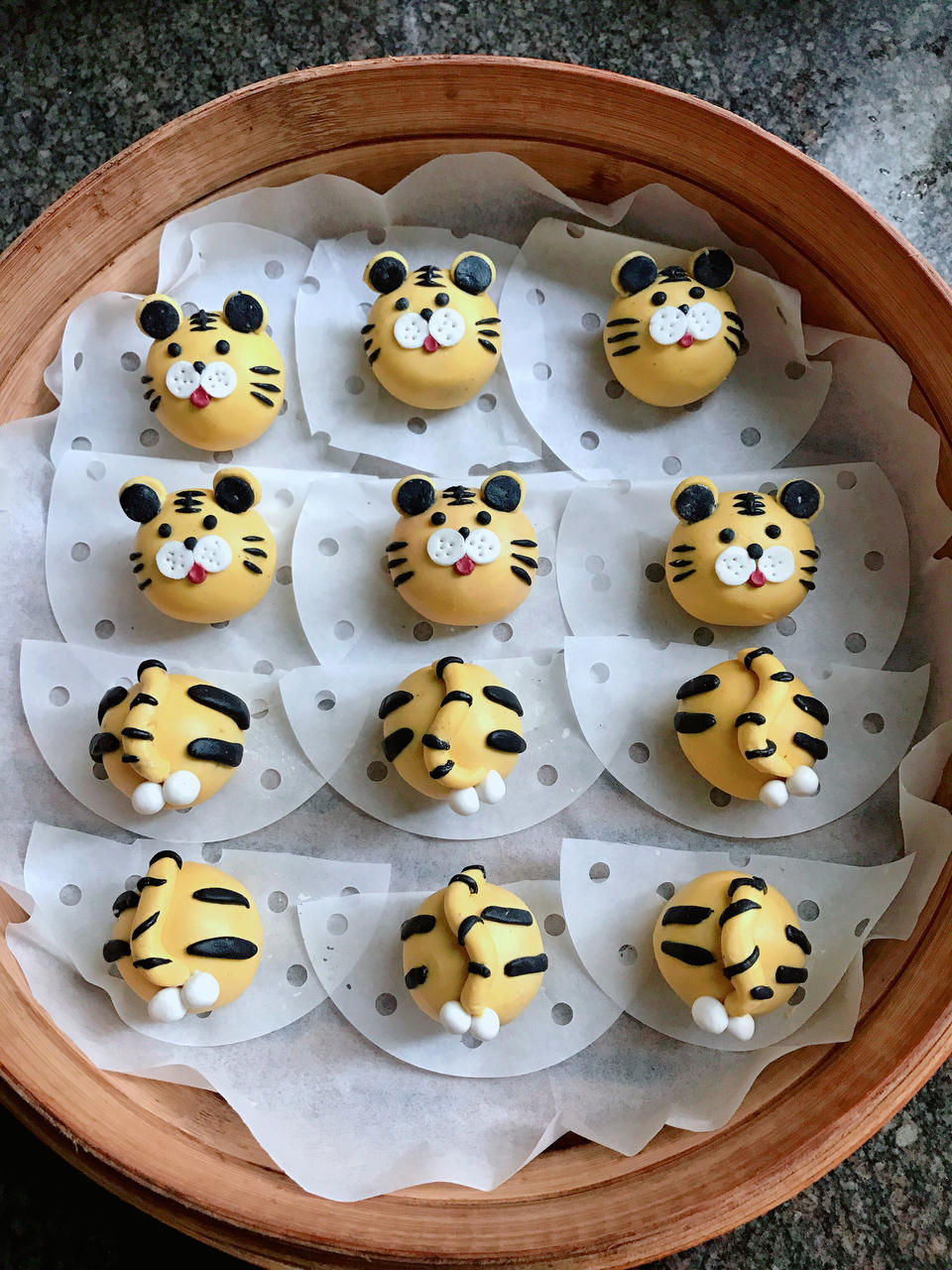 不开裂的卡通汤圆（含花生芝麻馅做法）