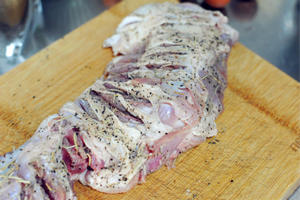 烤羊腿——中西结合，美味十足的做法 步骤3