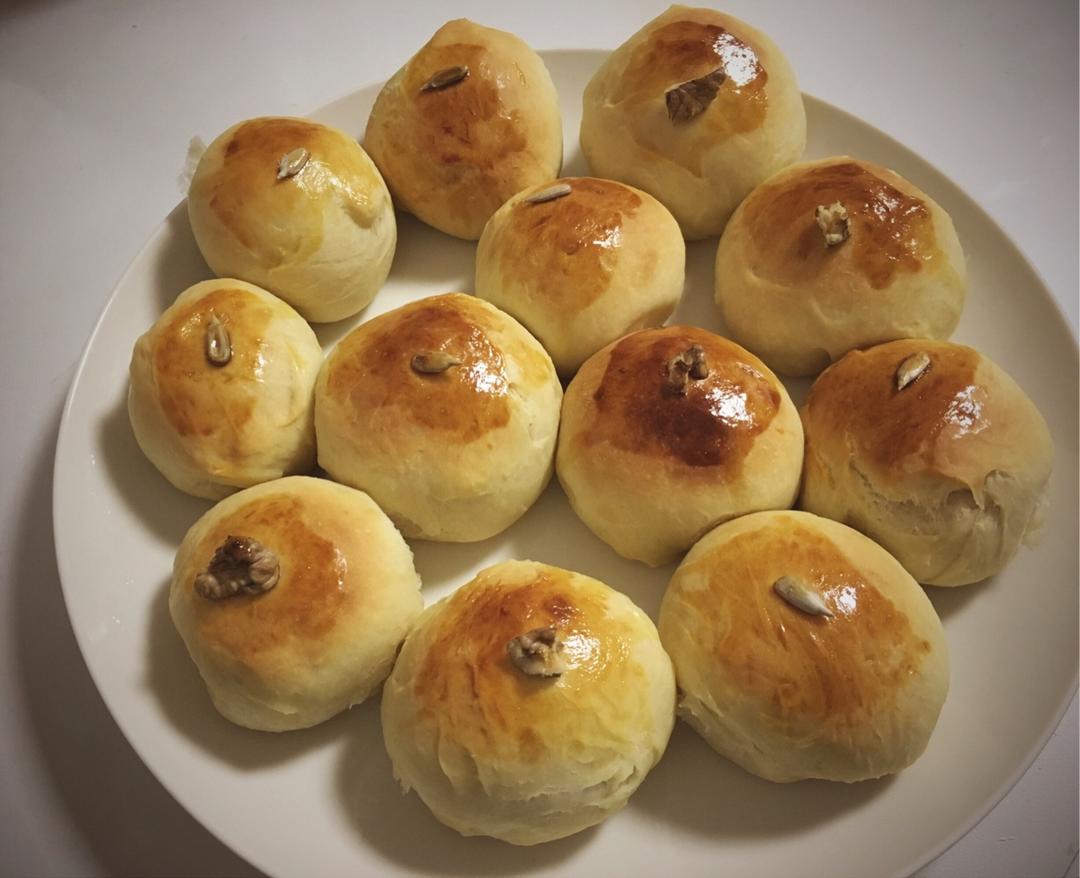 鲜奶油小餐包（一次发酵）