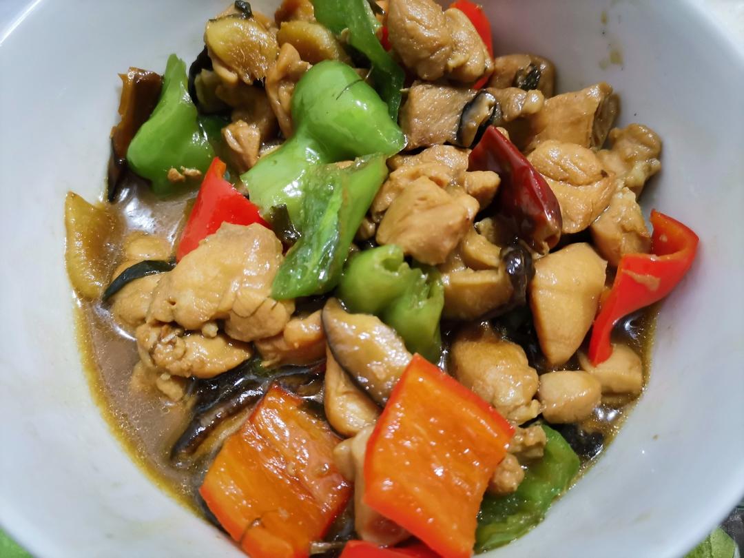 比饭店好吃很多倍的黄焖鸡