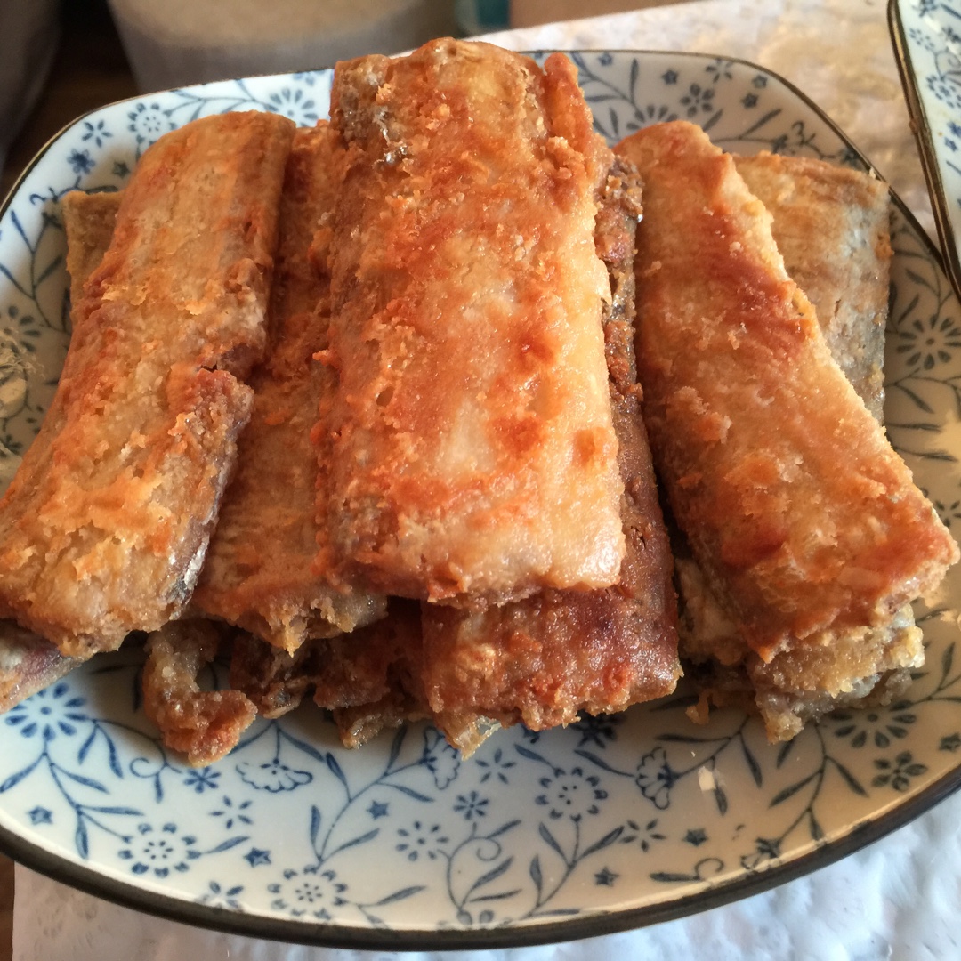 w红豆圈圈做的干炸刀鱼