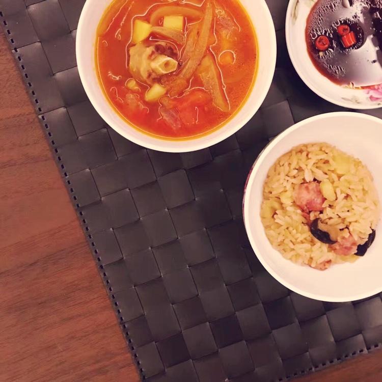 电饭锅香菇香肠饭(●´∀｀●)
