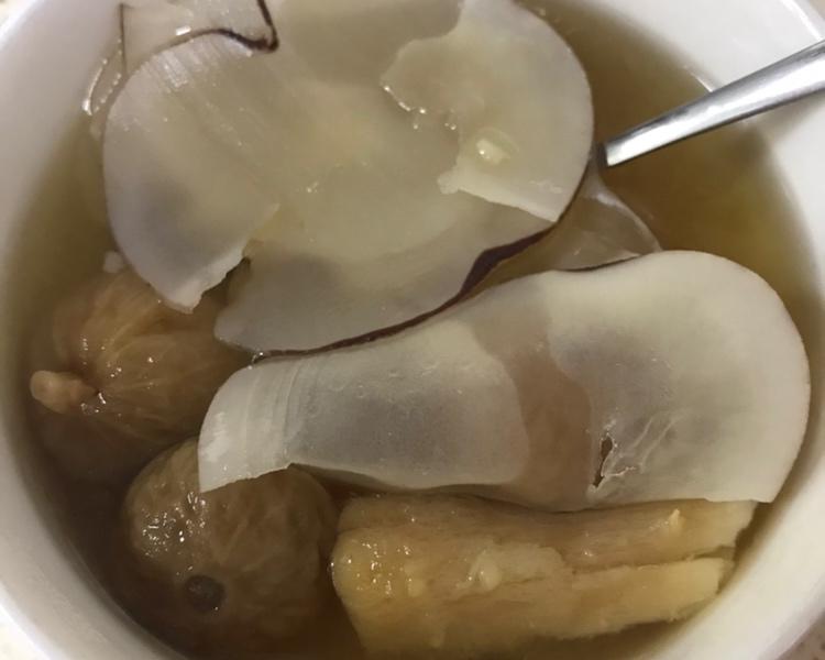 海底椰无花果肉汤的做法