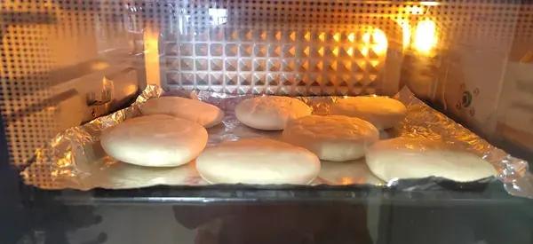 肉夹馍，白吉馍