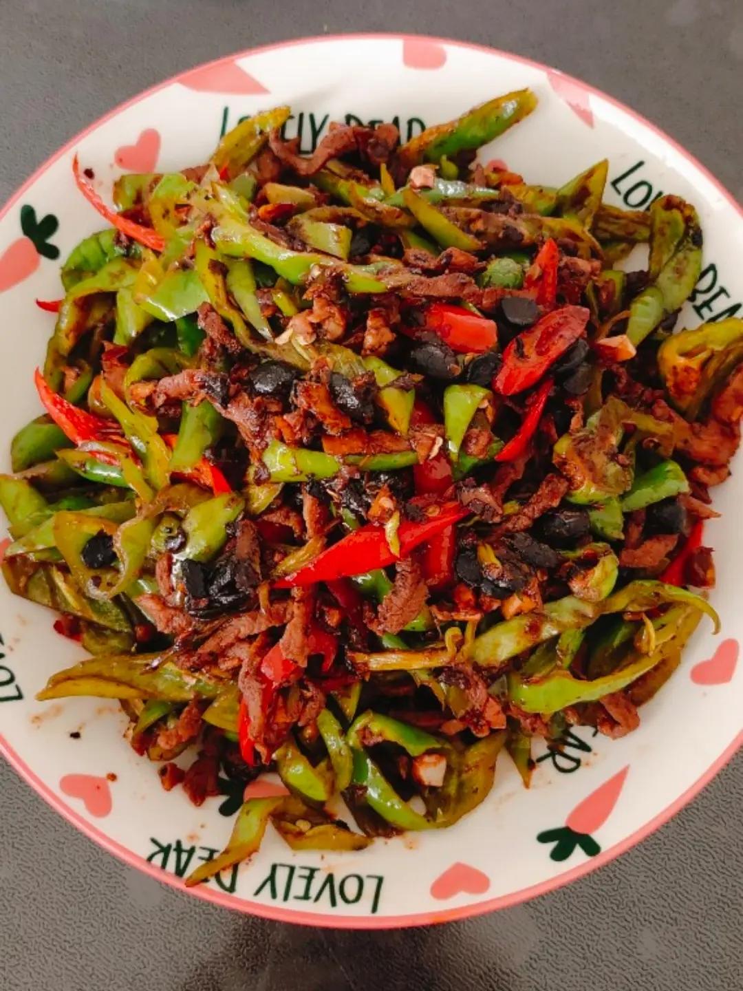 正宗辣椒炒肉