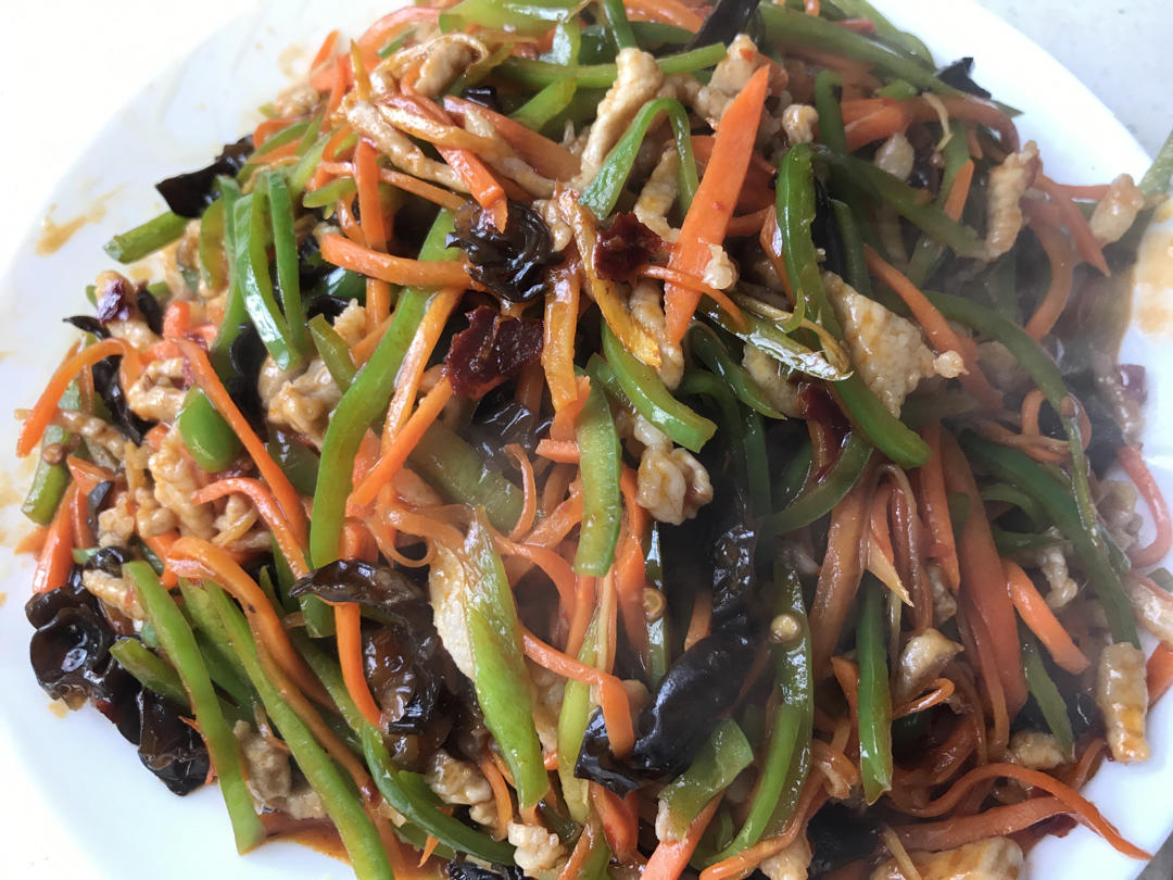 【原创】超下饭的家常川菜-鱼香肉丝（北方口味改良版）